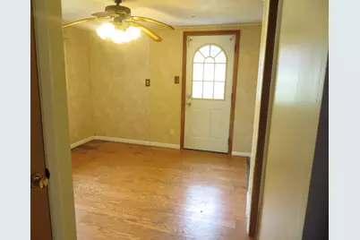 25012 Kenneth Avenue, Edwardsburg, MI 49112 - Photo 10