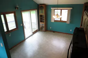 25012 Kenneth Ave, Edwardsburg, MI 49112 - Photo 4