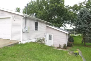 25012 Kenneth Ave, Edwardsburg, MI 49112 - Photo 22