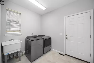 22273 Abington Drive, Farmington Hills, MI 48335 - Photo 34