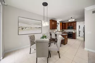 22273 Abington Dr, Farmington Hills, MI 48335 - Photo 28