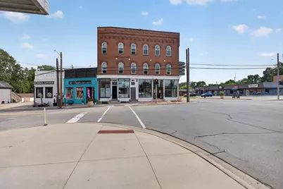 101 Monroe Street #4, Brooklyn, MI 49230 - Photo 1