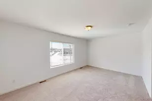 2713 Bristol Rdg Dr, Ann Arbor, MI 48105 - Photo 10