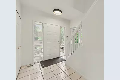 3705 Fieldcrest Lane, Ypsilanti, MI 48197 - Photo 2