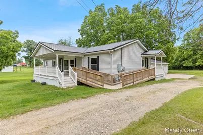 518 N Williams Street, Marion City, MI 48811 - Photo 2