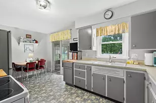 9809 S Sprinkle Rd, Portage, MI 49002 - Photo 8