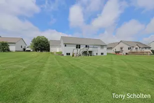 3890 Sundial Ave, Hudsonville, MI 49426 - Photo 38