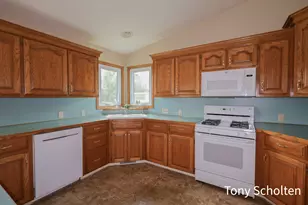 3890 Sundial Ave, Hudsonville, MI 49426 - Photo 6