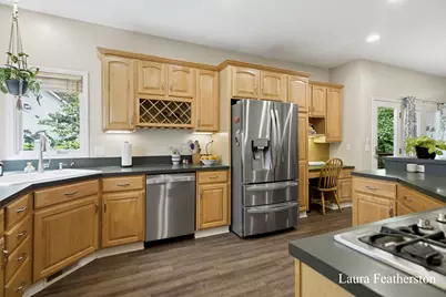 2291 Burton Pines Drive SE, Grand Rapids, MI 49546 - Photo 12