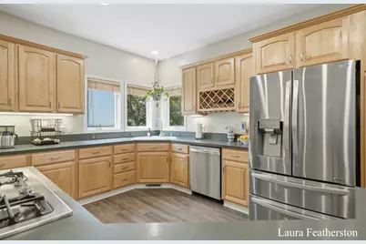 2291 Burton Pines Drive SE, Grand Rapids, MI 49546 - Photo 10