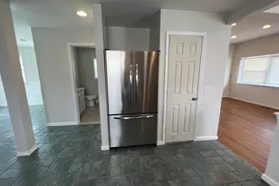 28033 Rosemont St, Roseville, MI 48066 - Photo 2