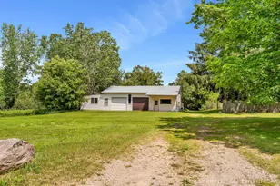 16134 Peach Ridge Ave NW, Kent City, MI 49330 - Photo 24