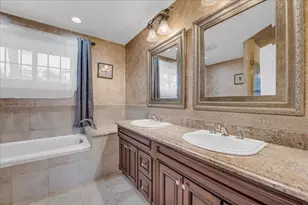 22253 Sheffield Ct, Farmington Hills, MI 48335 - Photo 42