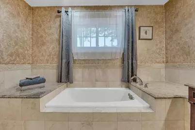 22253 Sheffield Court, Farmington Hills, MI 48335 - Photo 44