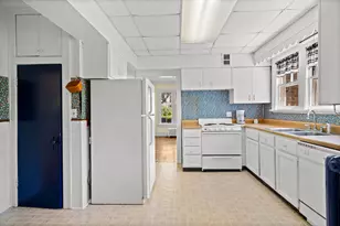 78 Van Buren St, South Haven, MI 49090 - Photo 20