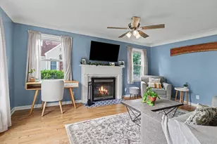 1055 Kelsey St NE, Grand Rapids, MI 49505 - Photo 4