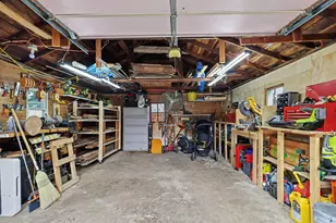 1055 Kelsey St NE, Grand Rapids, MI 49505 - Photo 36