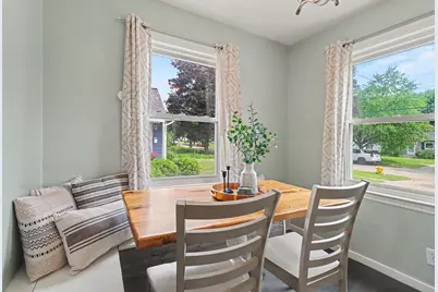1055 Kelsey Street NE, Grand Rapids, MI 49505 - Photo 10