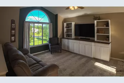 12211 Ives Meadow Lane NE, Cedar Springs, MI 49319 - Photo 8
