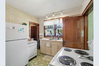 503 S Washington Avenue, Ludington, MI 49431 - Photo 6