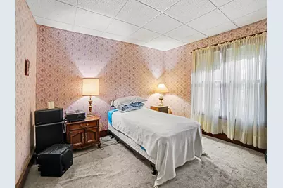 503 S Washington Avenue, Ludington, MI 49431 - Photo 8