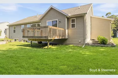 13092 Boulderway Trail, Grand Haven, MI 49417 - Photo 4