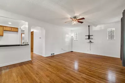 17448 Veronica Avenue, Eastpointe, MI 48021 - Photo 4