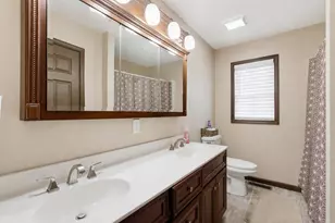 56782 Bow Dr, Three Rivers, MI 49093 - Photo 8