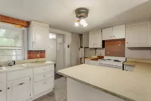 69408 Elkhart Rd, Edwardsburg, MI 49112 - Photo 6
