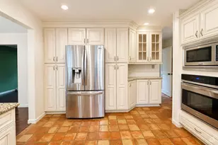 6821 Isabelle St, Portage, MI 49024 - Photo 8