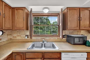 46168 Quail Ridge Ct, Plymouth, MI 48170 - Photo 10