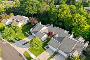 2203 Shetland Dr NE, Grand Rapids, MI 49505 - Photo 6