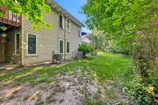 2203 Shetland Dr NE, Grand Rapids, MI 49505 - Photo 48