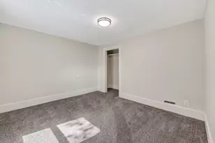 1688 Hoyt St, Muskegon, MI 49442 - Photo 16