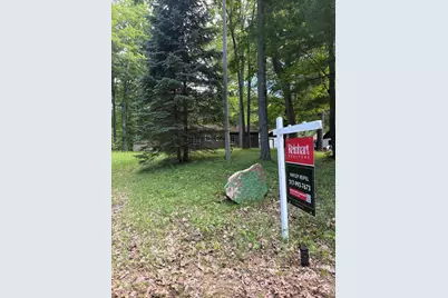 5339 Jerry Street, Gladwin, MI 48624 - Photo 1