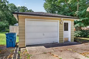 650 Marcia St SW, Wyoming, MI 49509 - Photo 30