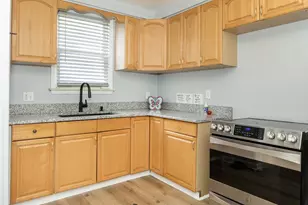 18903 Strathmoor St, Detroit, MI 48235 - Photo 10
