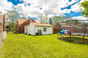 18903 Strathmoor St, Detroit, MI 48235 - Photo 30