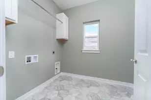 15277 Sherwood Ln, Lansing, MI 48906 - Photo 14