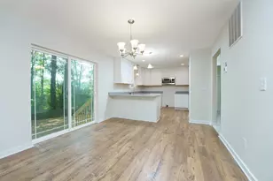 15317 Sherwood Ln, Lansing, MI 48906 - Photo 8
