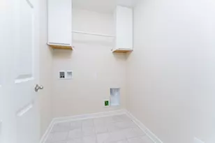 15317 Sherwood Ln, Lansing, MI 48906 - Photo 16
