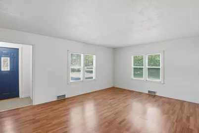 1027 Monroe Street, Benton Harbor, MI 49022 - Photo 4