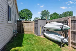 569 Round Lake Dr, Michigan Center, MI 49254 - Photo 46