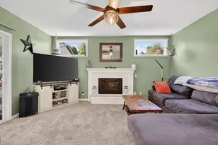 569 Round Lake Dr, Michigan Center, MI 49254 - Photo 18