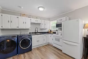 1127 Division St, Adrian, MI 49221 - Photo 12