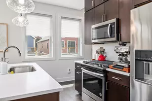 631 Fairview Ave NE, Grand Rapids, MI 49503 - Photo 10