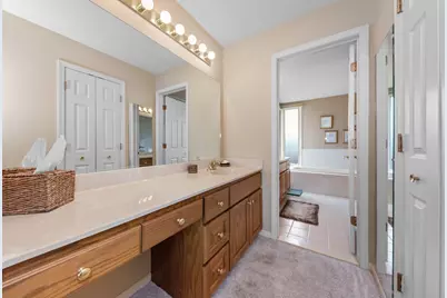 37120 Turnburry Drive, Livonia, MI 48152 - Photo 38