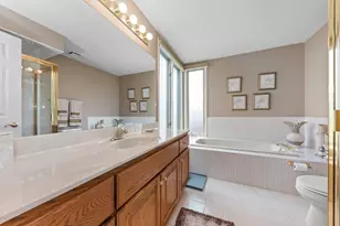 37120 Turnburry Dr, Livonia, MI 48152 - Photo 40