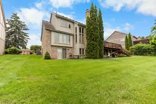 37120 Turnburry Dr, Livonia, MI 48152 - Photo 10