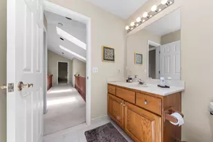 37120 Turnburry Dr, Livonia, MI 48152 - Photo 54